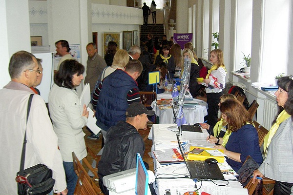 Понад 200 молодих людей пройшли профорієнтаційне тестування на Дні кар’єри у Тернополі