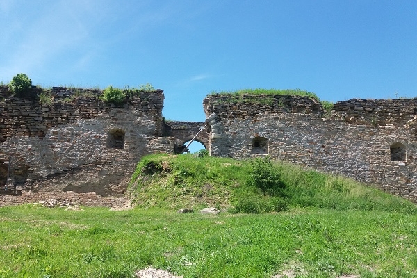 Реставрація Микулинецької фортеці