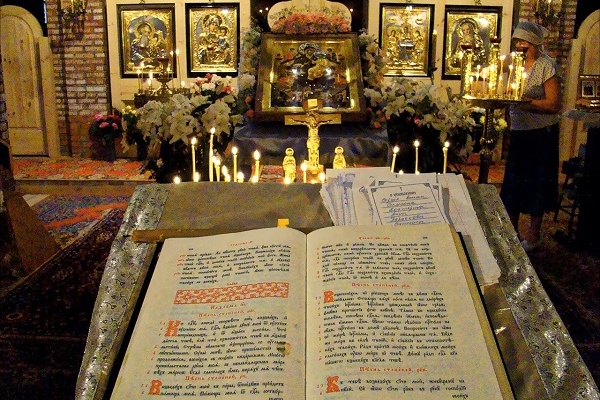Димитрівська субота: Чому моляться за померлих?