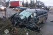 Біля Тернополя аварія із потерпілими: зіткнулися вантажівка і чорний позашляховик