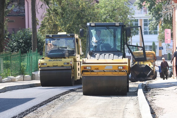 У Тернополі продовжуються капітальні ремонти вулиць