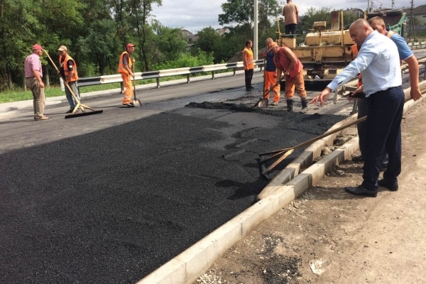 У Хоросткові вперше за 20 років ремонтують центральну дорогу