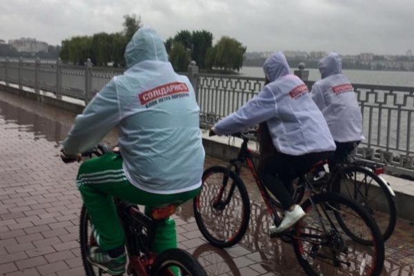 У Тернополі влаштували велопробіг з нагоди Міжнародного дня без автомобіля