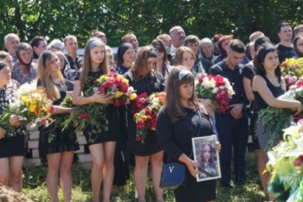 Василь Гнатюк у суді назвав прізвище вбивці вишнівецької випускниці (Відео)