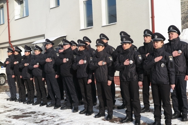 В Тернополі на вірність Україні присягнуло ще 20 патрульних (Відео)