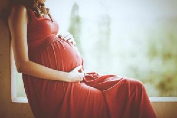 Видатки на допомоги по вагітності та пологах зросли на 345 млн грн