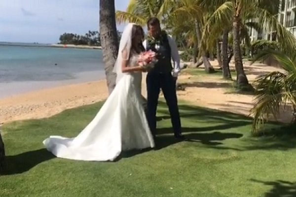 Відома тернополянка вийшла заміж на Гаваях (Відео)