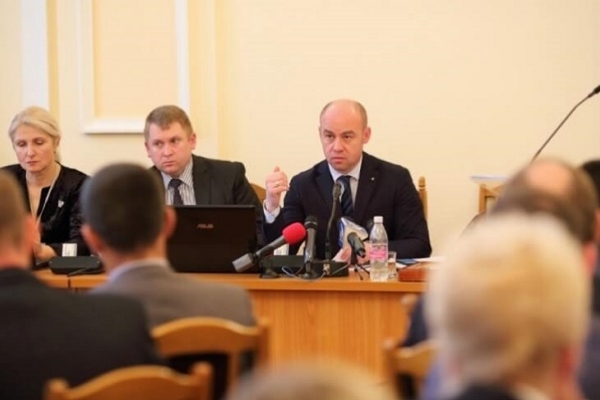 Сесія міської ради Тернополя завершилася конструктивно: медики та освітяни будуть із зарплатами