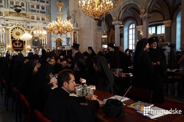 Собор у Стамбулі: Константинопольська церква може надавати автокефалію без згоди інших церков