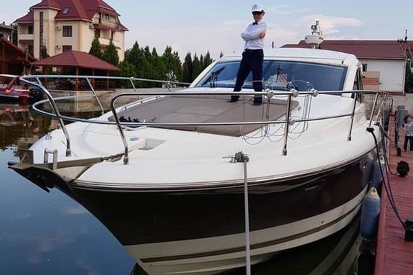 У депутата з Тернопільщини нова швидкісна яхта? (Фото)