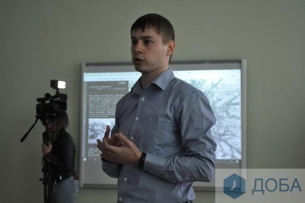 У Тернополі презентували ресурс, який може замінити школярам підручники з історії України