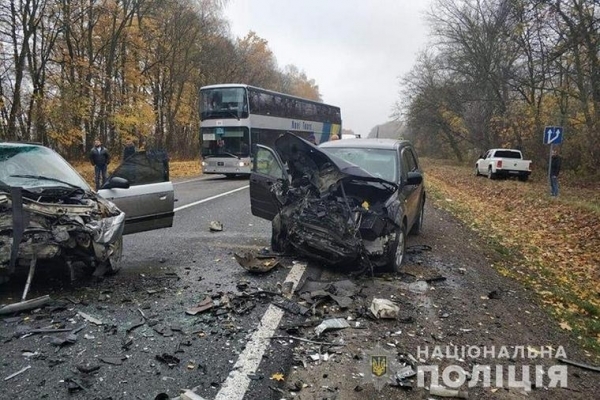 У реанімації померла водійка, яка в Озерній потрапила в ДТП 