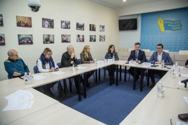 Валентин Наливайченко: «Зупиню хвилю агресії проти журналістів!»