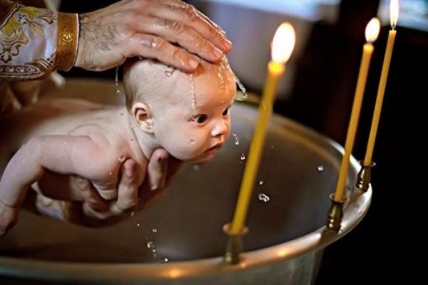 Хрещені батьки: кому можна ставати хрещеними