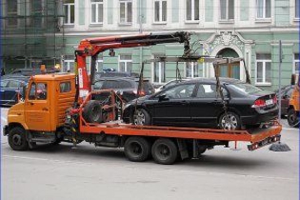 У тернополянина викрали автомобіль за допомогою евакуатора