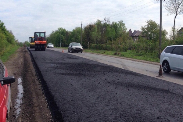 На ділянці Тернопіль-Кременець міжнародної траси М-19 проводять роботи на 2 ділянках 