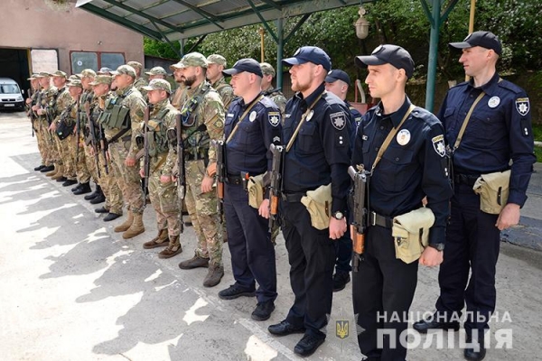 Тернопільські поліцейські вирушили на ротацію на Донбас
