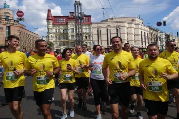 Команда Креатор-Буд взяла участь у благодійному марафоні в Києві
