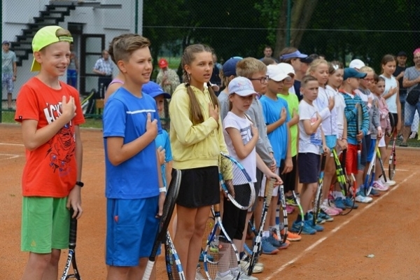 Тернопіль-спортивний: У місті відкрили тенісні корти та два футбольних поля