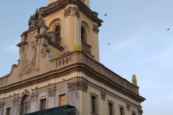 На Тернопільщині намагаються зберегти залишки скульптур Пінзеля