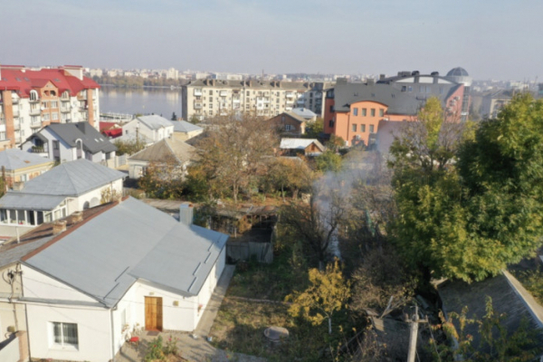 У Тернополі факти спалювання сухого листя відтепер фіксують за допомогою квадрокоптера
