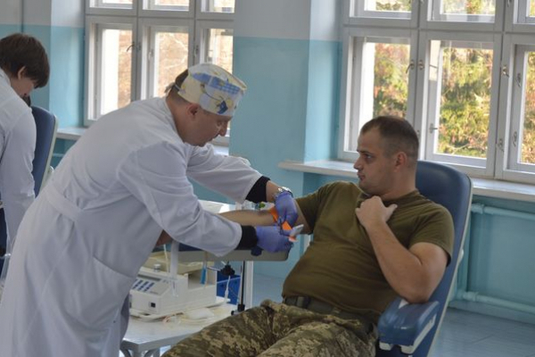 Тернопільські військові підтримали всеукраїнську акцію «Брати по крові»