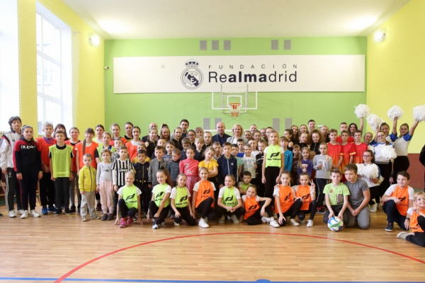 Тернопіль: відкрили нову соціально-спортивну школу Фонду «Реал Мадрид»
