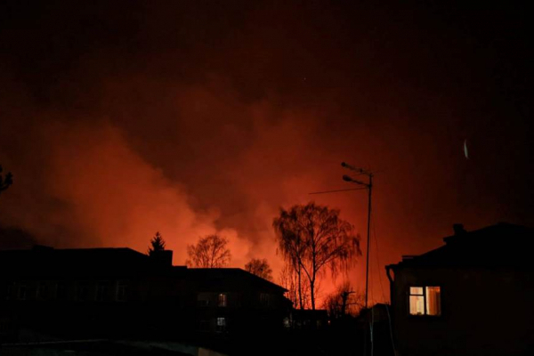 Масштабні пожежі охопили Луцьк (Фото, відео)
