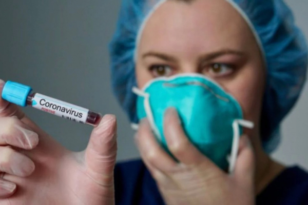 Повернулися з Італії : в Україні зафіксували перший випадок коронавірусу