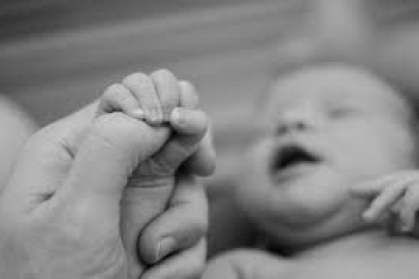 «Залишила семимісячне немовля напризволяще»: на Тернопільщині розшукують горе-матір