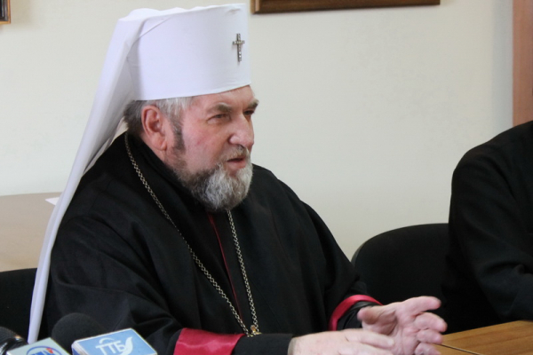 Владика УГКЦ Василій Семенюк закликає вірян брати участь в онлайн-богослужіннях