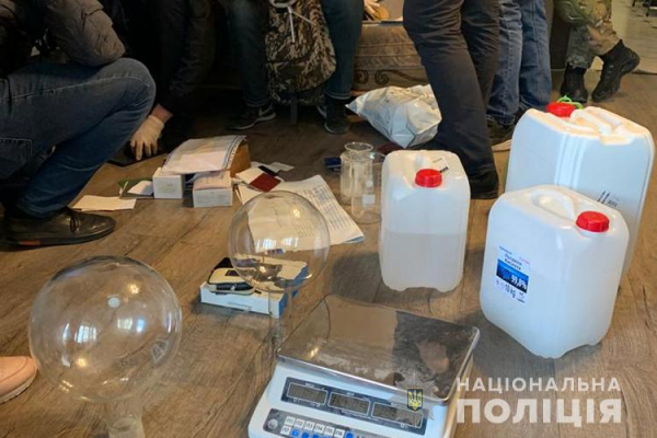 «Таких нарколабораторій ще не було»: у Тернополі виявили «підприємство» з виготовлення амфетаміну