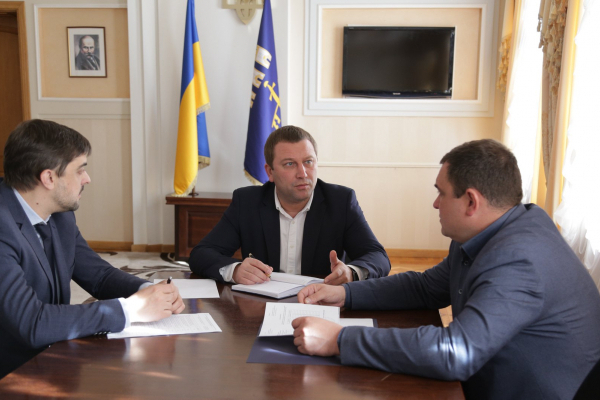 Голова Тернопільської ОДА Володимир Труш провів нараду зі своїми новопризначеними заступниками