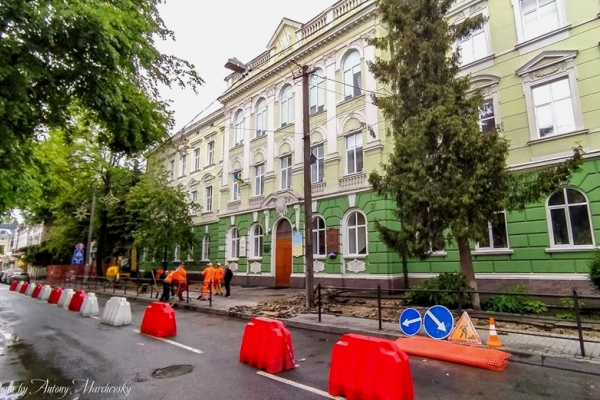 «Пам'ятник учневі»: у Тернополі реалізують ще один проєкт