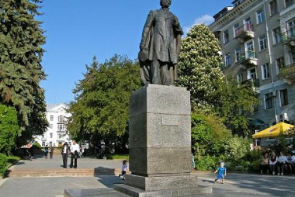 У Тернополі натомість Пушкіна пропонують встановити пам’ятник українському діячу