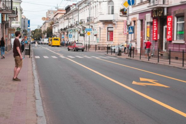 Змінити схему руху транспорту біля «Бурячка» просять тернополяни