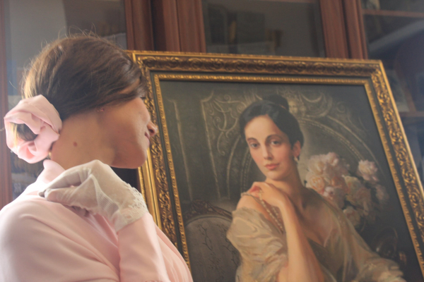 Музею Тернопільщини передали унікальний портрет Соломії Крушельницької