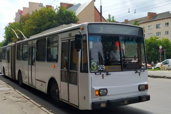 Увага! У Тернополі змінився розклад руху тролейбусів на маршрутах № 1, 2, 3