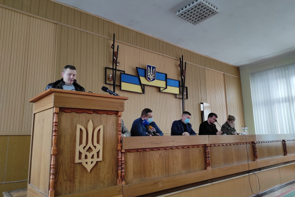 Депутати Тернопільської районної ради закликали Уряд знизити тарифи