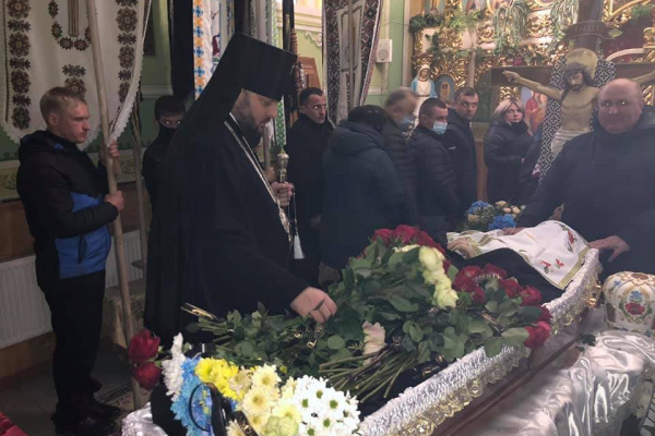 Загинув в автопригоді: на Тернопільщині попрощалися із відомим священнослужителем
