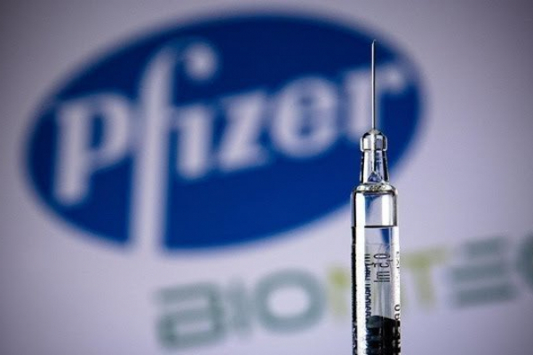 На Тернопільщині розпочали щеплювати вакциною Pfizer
