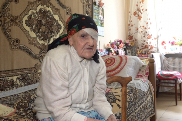 На Тернопільщині вакцинували 99-річну пенсіонерку