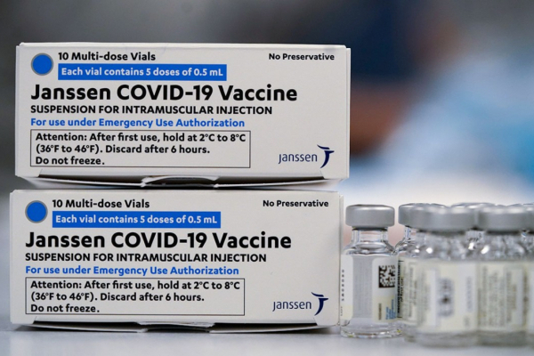 В Україні схвалили ще одну вакцину проти коронавіруса. Для імунізації достатньо однієї її дози