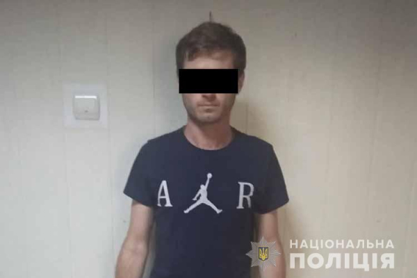 За крадіжку: на Тернопільщині затримали 22-річного іноземця-нелегала