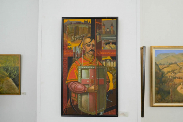 «Малярство та сакральний живопис»: у Тернополі відкрили виставку народного художника України 