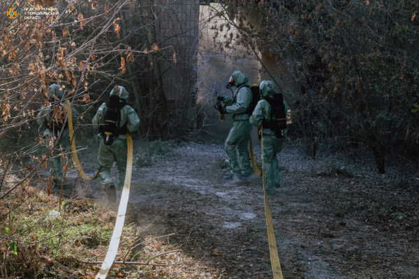 На одному із підприємств Тернопільщини рятувальники ліквідовували витік хлору