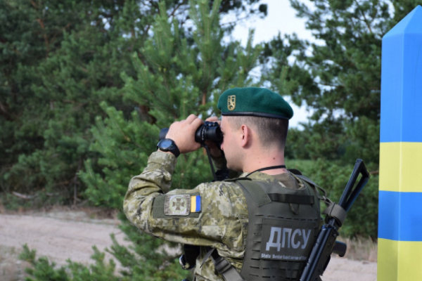 В українській розвідці не підтвердили додаткове перекидання військ РФ до кордонів