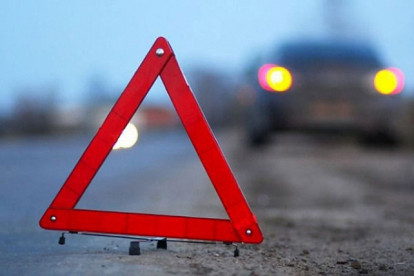 У Тернополі на вулиці Степана Будного водій автомобіля Skoda Octavia A5 збив пішохода