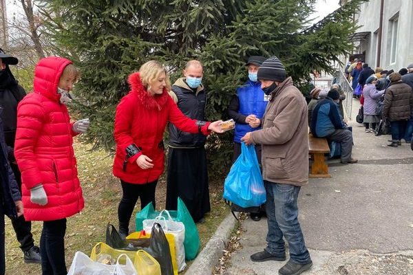 У Тернопільському «Карітасі» стартувала акція «Нагодуй бідного»