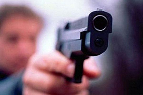 У Тернополі 35-річний чоловік кілька разів вистрілив іншому в голову з пневмата